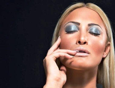 Η Ιωάννα «Τουν-άμι» επέστρεψε! - Δείτε την νέα σειρά με τα μαγιό της (φωτό)